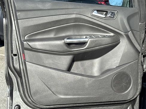 Used 2016 Ford Escape Titanium w/ Equipment Group 301A image 10