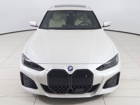 Used 2022 BMW i4 eDrive40 w/ M Sport Package image 62