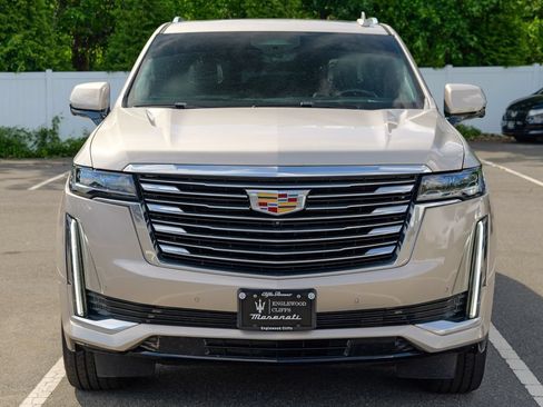 Used 2024 Cadillac Escalade ESV Premium Luxury Platinum AWD/4WD image 2