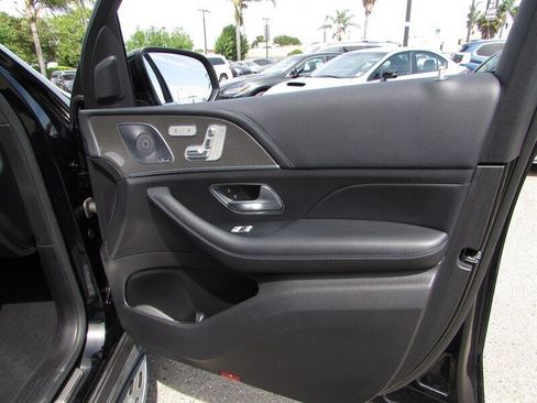 Used 2020 Mercedes-Benz GLE 450 4MATIC w/ MBUX Technology Package image 33