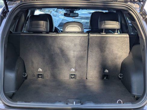 Used 2024 Jeep Compass Limited image 13