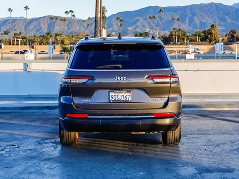 Certified 2023 Jeep Grand Cherokee L Limited image 8