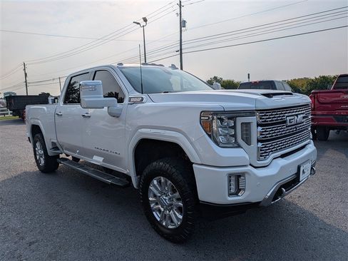 Used 2020 GMC Sierra 2500 Denali w/ Denali Ultimate Package AWD/4WD image 10