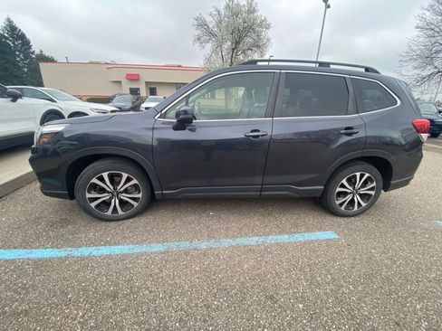 Used 2019 Subaru Forester Limited image 2