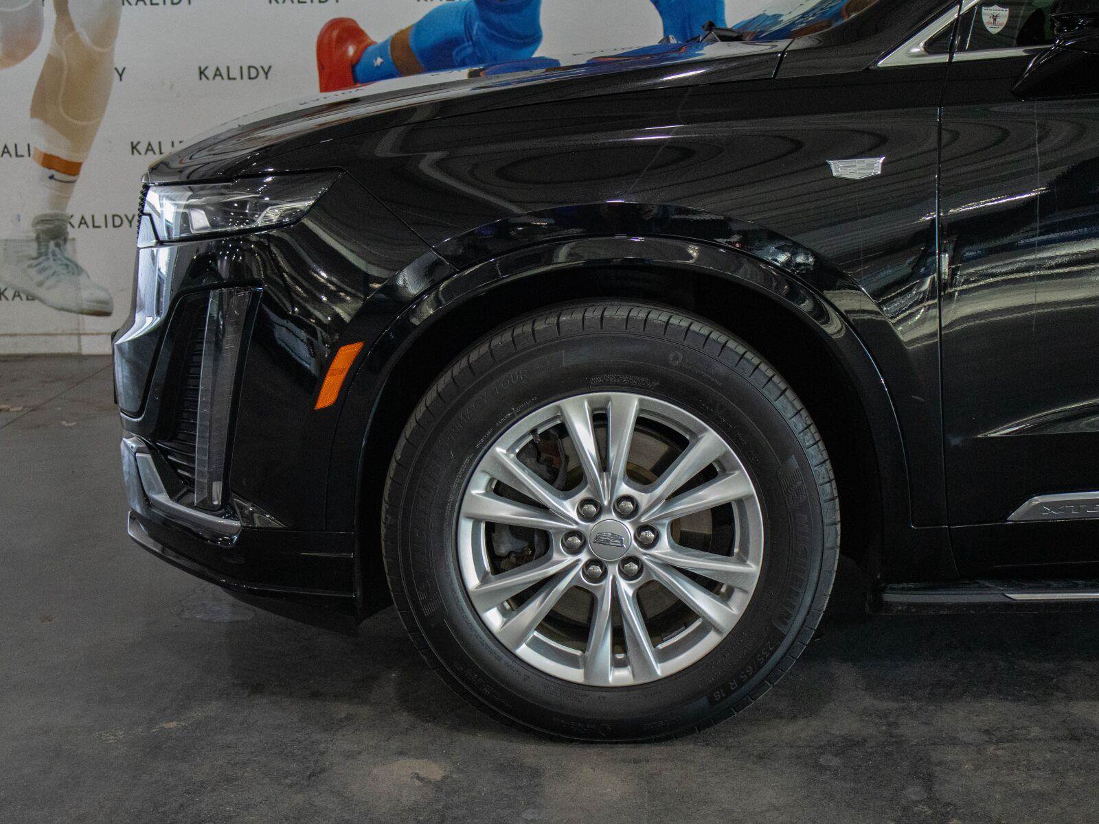 Used 2023 Cadillac XT6 Luxury FWD image 16