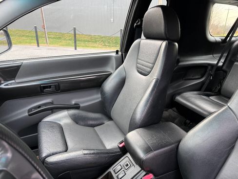 Used 2000 Isuzu VehiCROSS image 18