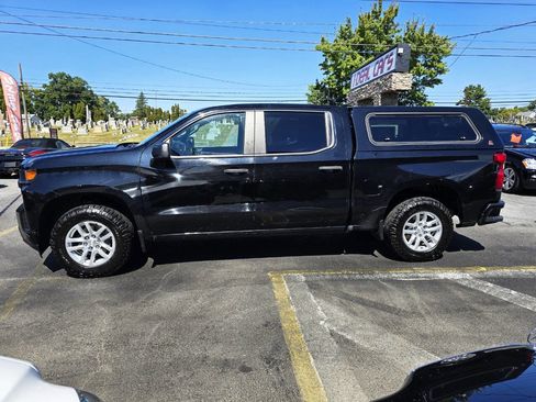 Used 2019 Chevrolet Silverado 1500 W/T w/ Z71 Off-Road Package AWD/4WD image 6