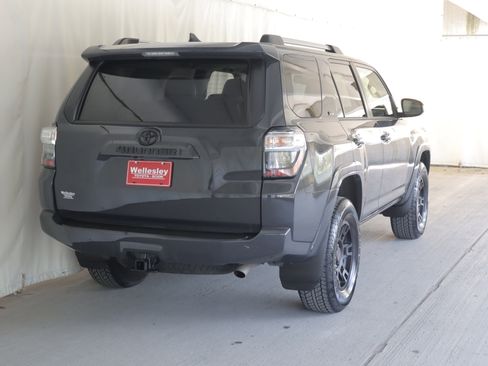 Used 2024 Toyota 4Runner SR5 Premium w/ Moonroof Package AWD/4WD image 8