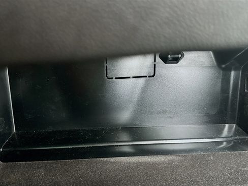 Used 2022 BMW 330i Sedan w/ Premium Package 2 image 32