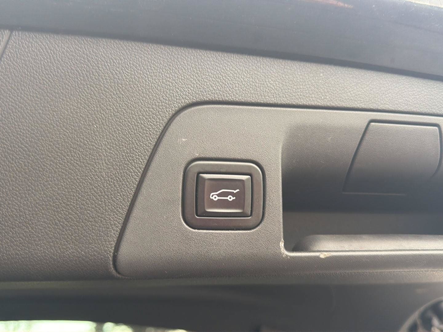 Used 2022 Buick Envision Preferred FWD image 8