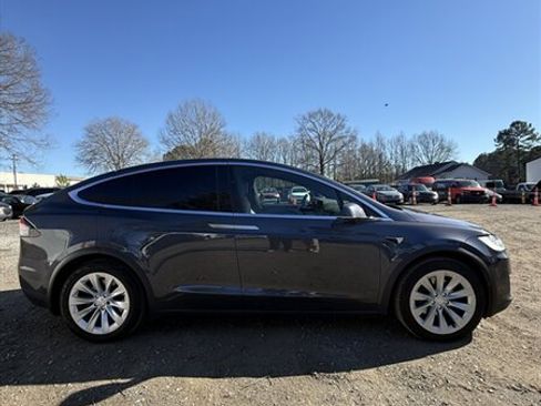 Used 2020 Tesla Model X Long Range image 3