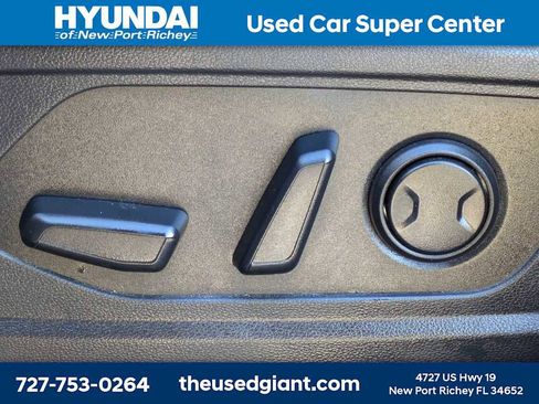 Used 2022 Hyundai Tucson SEL image 24