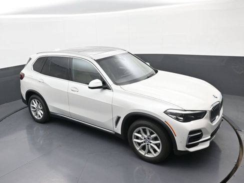 Used 2023 BMW X5 xDrive40i w/ Premium Package AWD/4WD image 29