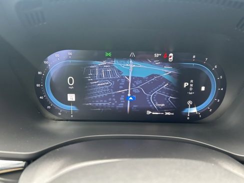 Certified 2025 Volvo XC60 B5 Plus image 19