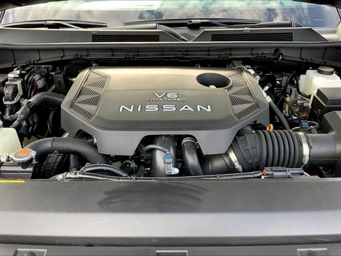 New 2025 Nissan Armada Platinum Reserve image 16