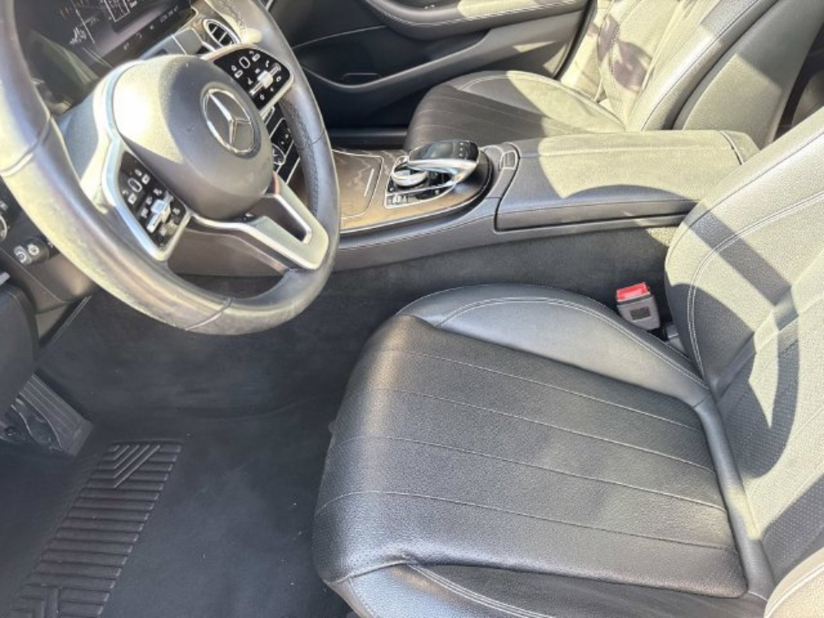 Used 2020 Mercedes-Benz E 350 4MATIC Sedan image 16