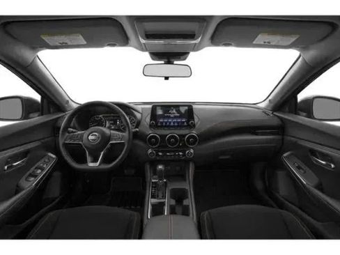 Used 2022 Nissan Sentra SR FWD image 8