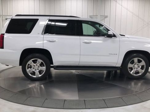 Used 2016 Chevrolet Tahoe LT w/ Luxury Package AWD/4WD image 9