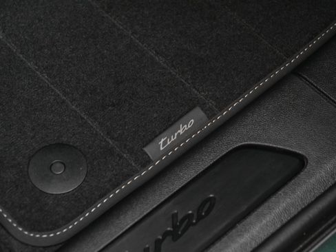 New 2025 Porsche Cayenne Turbo image 28