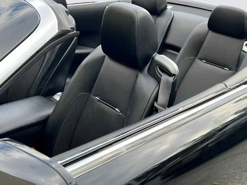 Certified 2017 Rolls-Royce Dawn image 8