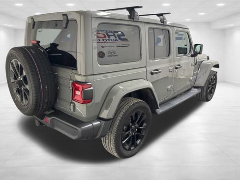 Used 2021 Jeep Wrangler Unlimited Sahara w/ Dual Top Group image 4