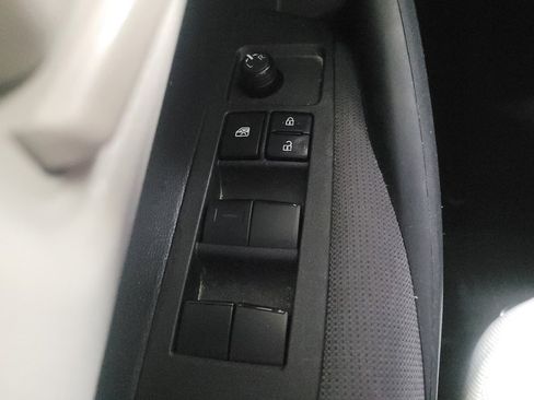 Used 2023 Toyota Corolla LE FWD image 27