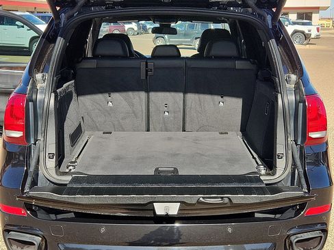 Used 2017 BMW X5 xDrive50i image 10