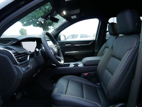 New 2026 GMC Acadia Elevation w/ Elevation Premium Package image 6