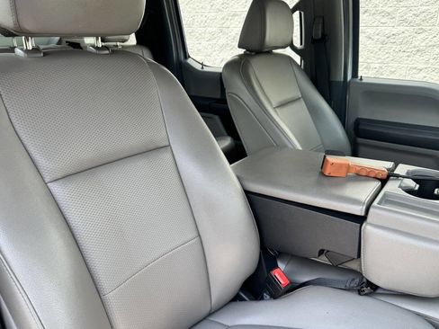 Used 2022 Ford F550 4x4 Crew Cab Super Duty w/ Power Equipment Group image 10