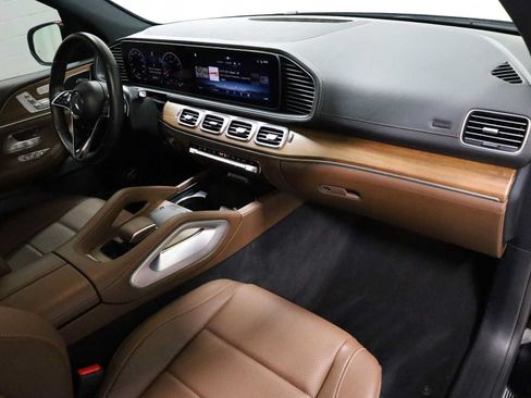 Used 2024 Mercedes-Benz GLE 450 4MATIC image 6