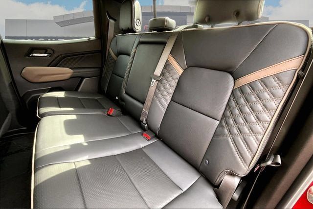 New 2026 GMC Canyon Denali AWD/4WD image 11