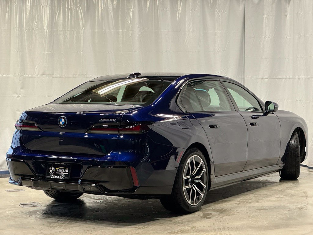 Used 2026 BMW i7 xDrive60 w/ Executive Package AWD/4WD image 7