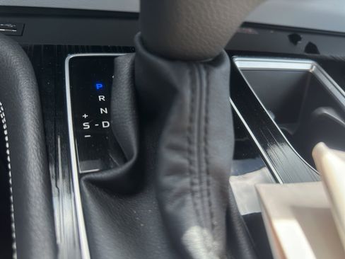 Used 2026 Toyota Sienna XSE AWD/4WD image 7