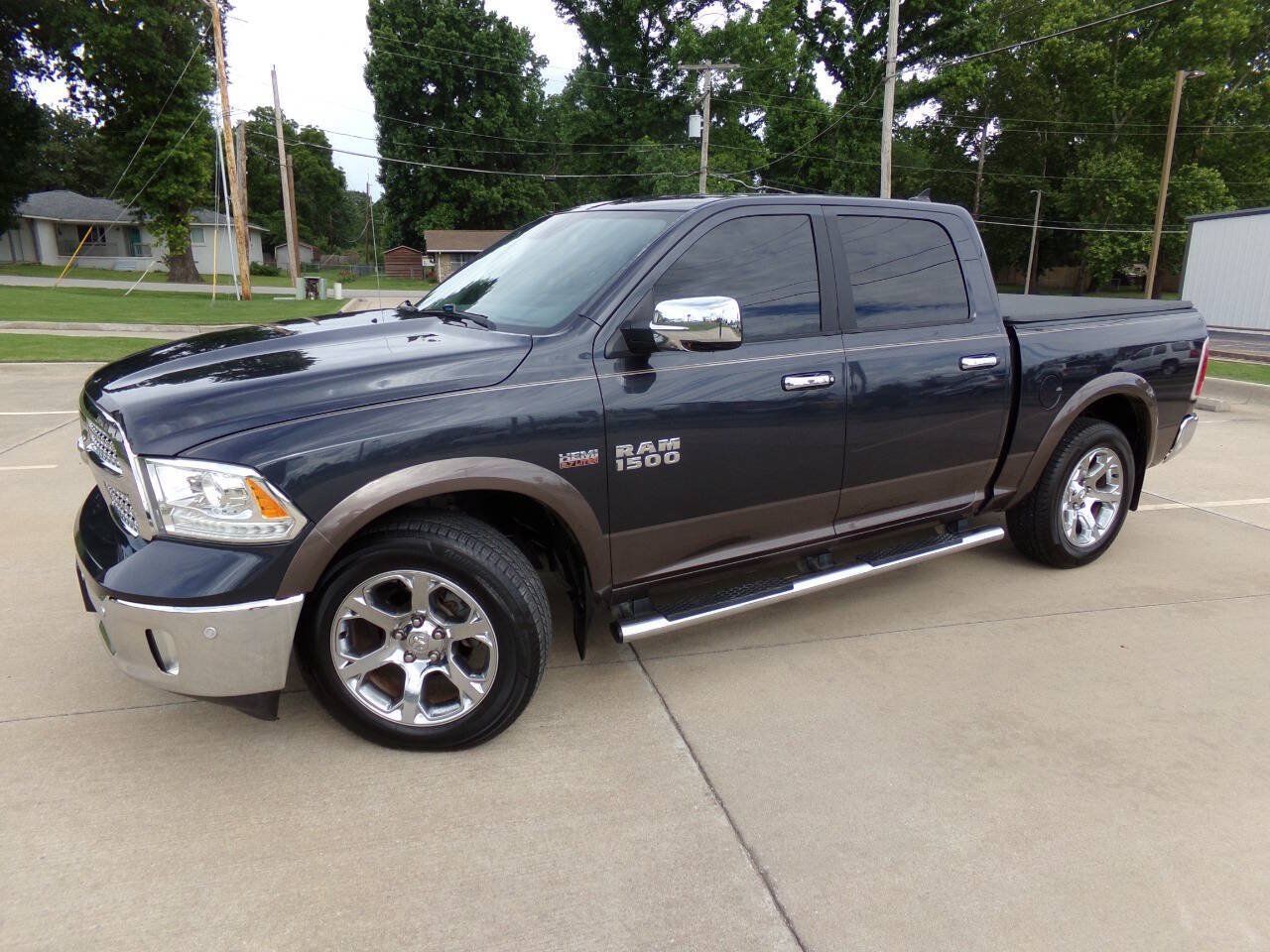 Used 2017 RAM 1500 Laramie w/ Convenience Group RWD image 5