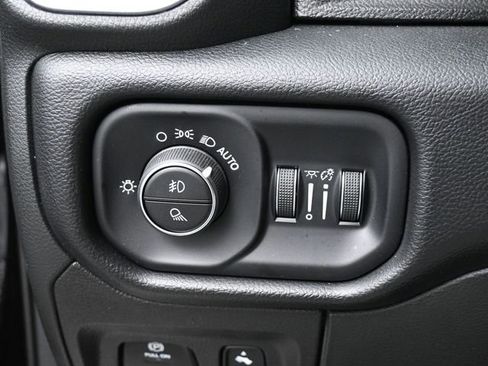 Used 2022 RAM 1500 Laramie image 40