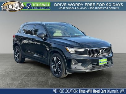 Used 2023 Volvo XC40 B5 Plus