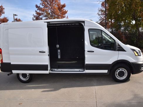 Used 2023 Ford Transit 250 Medium Roof w/ Load Area Protection Package image 13