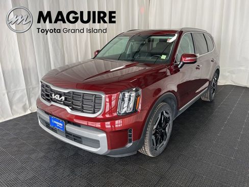 Used 2023 Kia Telluride S w/ S Sunroof Package AWD/4WD image 1