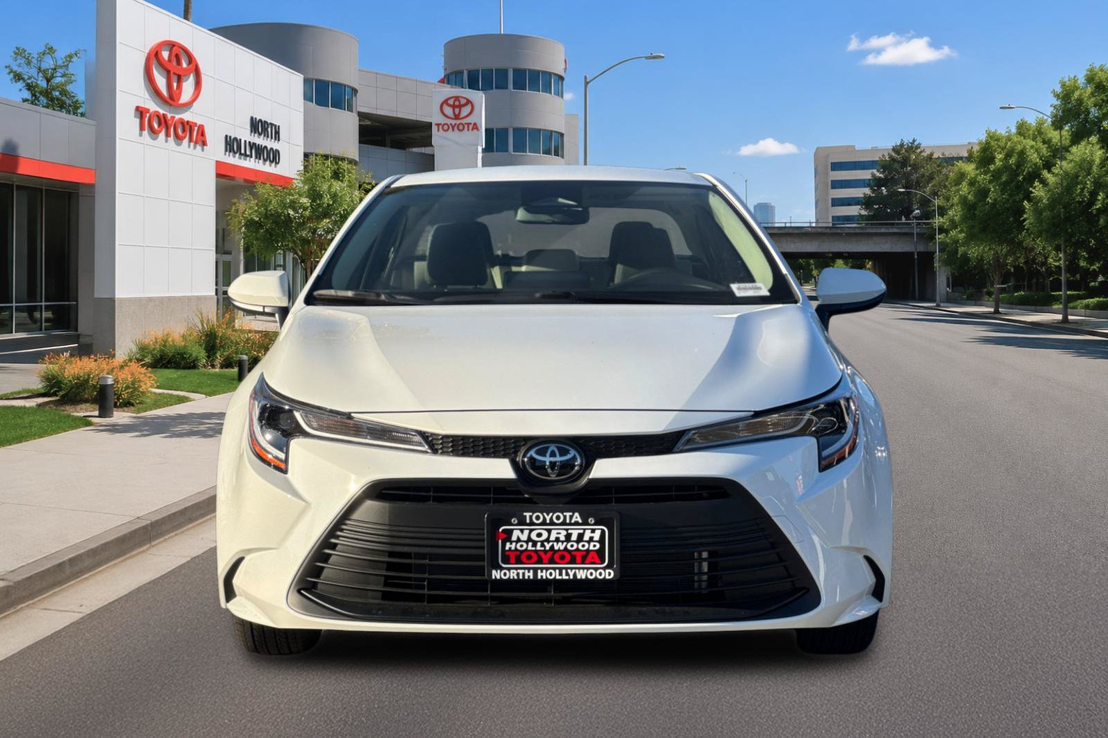 New 2027 Toyota Corolla LE FWD image 9