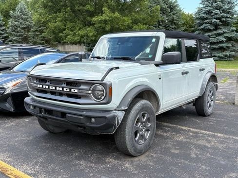 Used 2023 Ford Bronco Big Bend AWD/4WD image 3