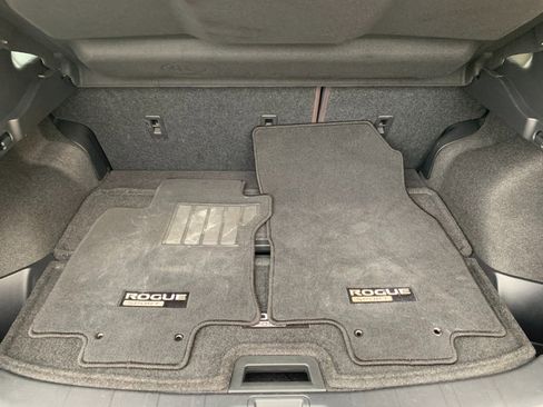 Used 2020 Nissan Rogue Sport SL w/ Premium Package image 9