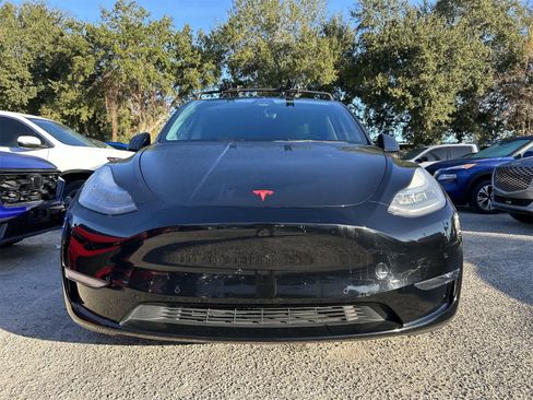 Used 2021 Tesla Model Y Long Range image 6