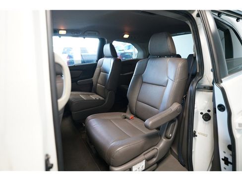 Used 2014 Honda Odyssey EX-L image 12