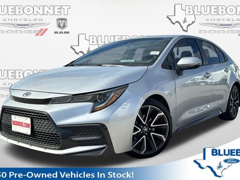 Used 2020 Toyota Corolla SE image 1