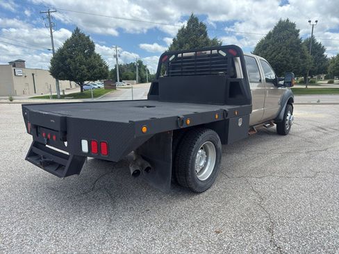 Used 2011 Ford F550 4x4 Crew Cab Super Duty w/ Payload Upgrade Pkg image 7