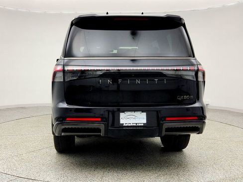 Used 2025 INFINITI QX80 Autograph w/ Premium Cargo Package image 6