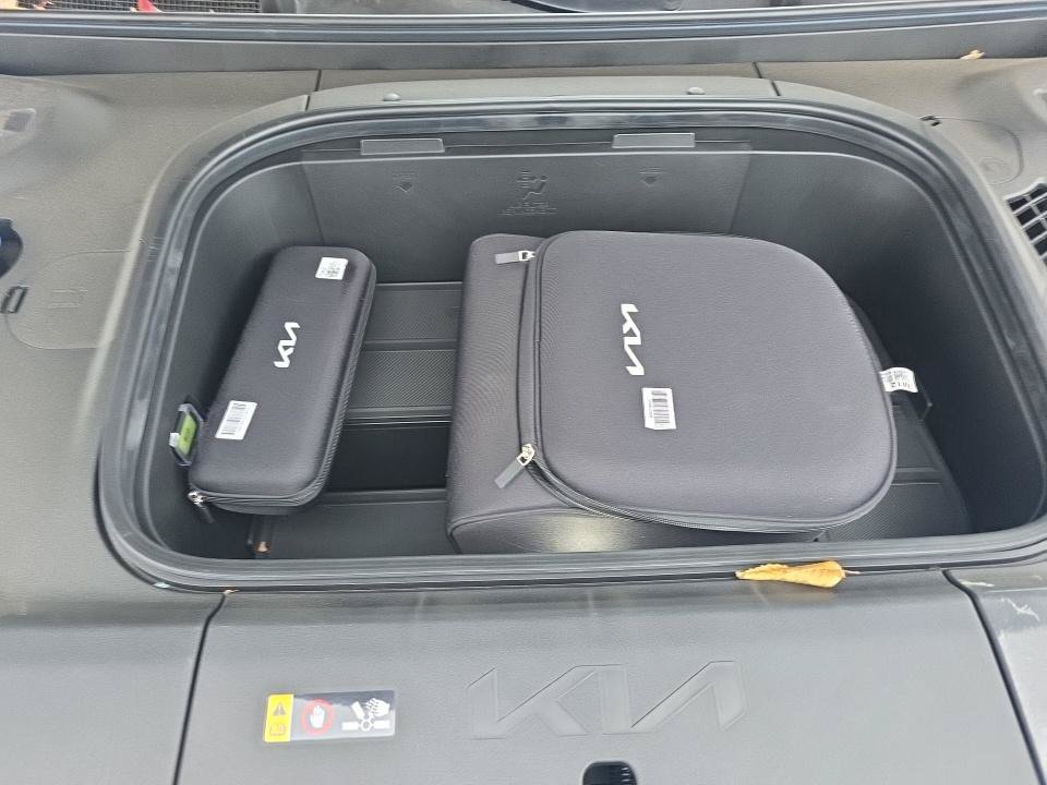Certified 2024 Kia EV9 Land AWD/4WD image 6
