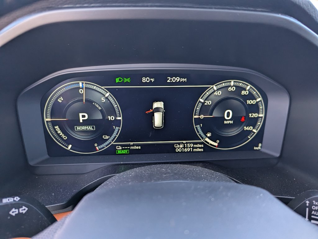 Used 2025 Mitsubishi Outlander 4WD Plug-In Hybrid image 29