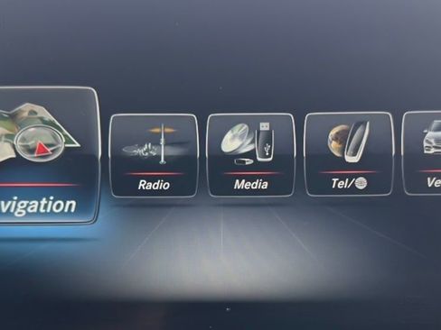 Used 2018 Mercedes-Benz GLE 350 4MATIC image 22