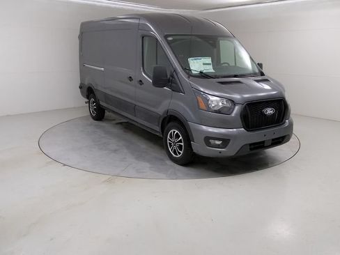 New 2026 Ford Transit 250 148 Medium Roof RWD image 10